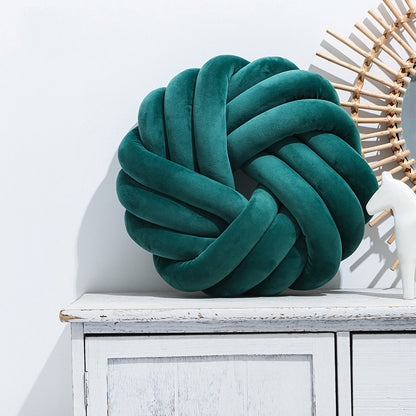 Creative Knotted Pillows